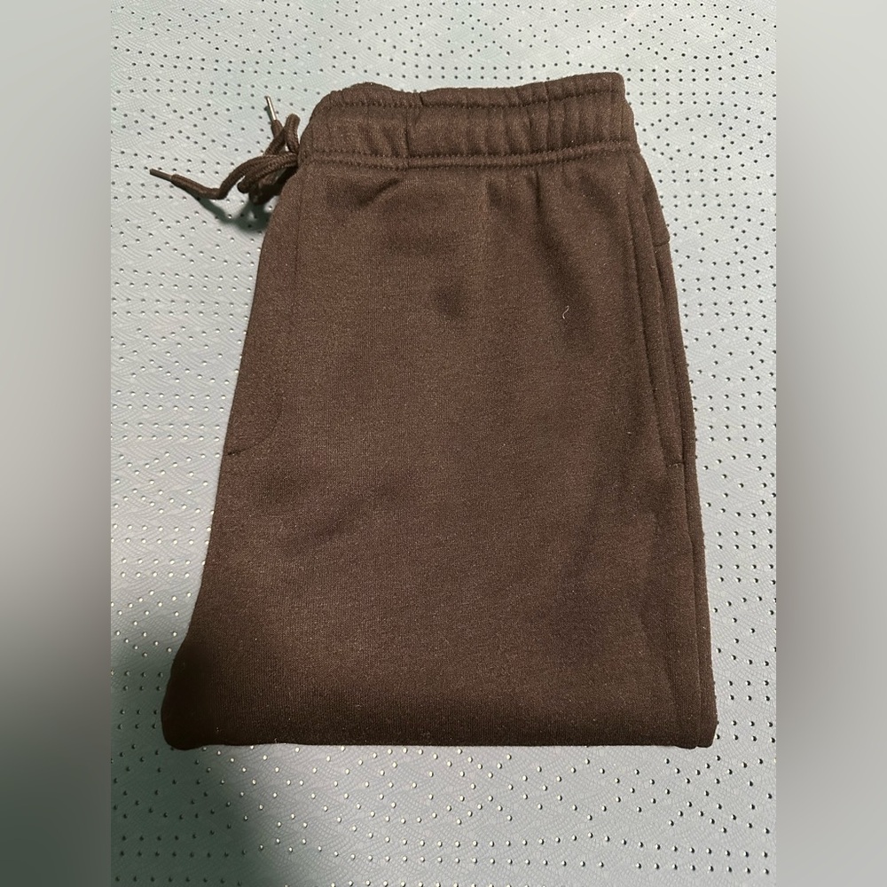 New Brooklyn cloth The jogger man pants size medium 100% Polyester